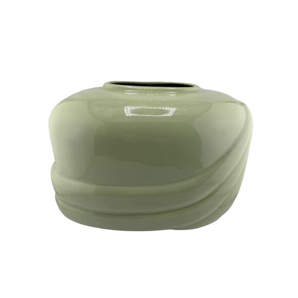 Vintage Madeline Originals Art Deco Mid Century Celery Green Oval Vase - Picture 3 of 5